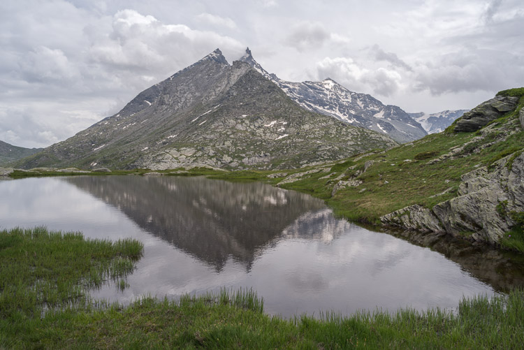 Lacs des Coulours and Tre Denti d'Ambin